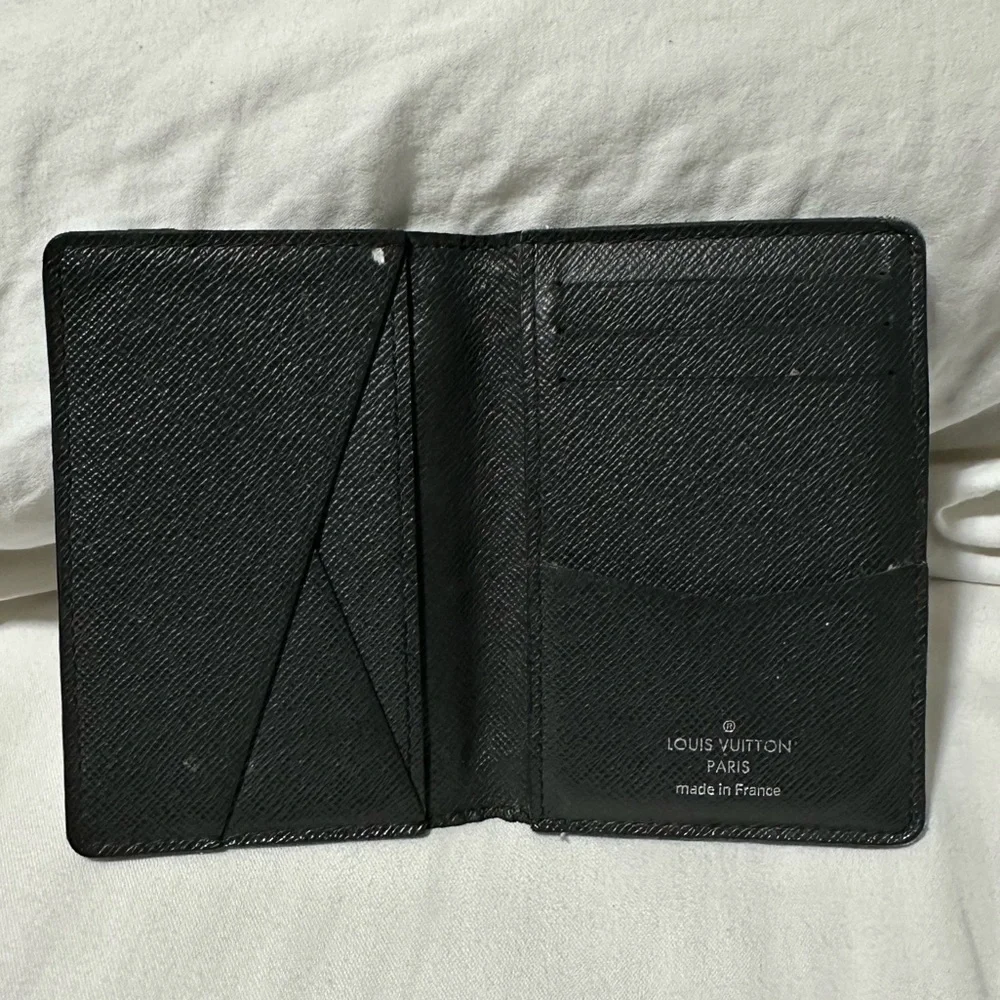 Louis Vuitton Men Wallet / card holder - Picture 4 of 5